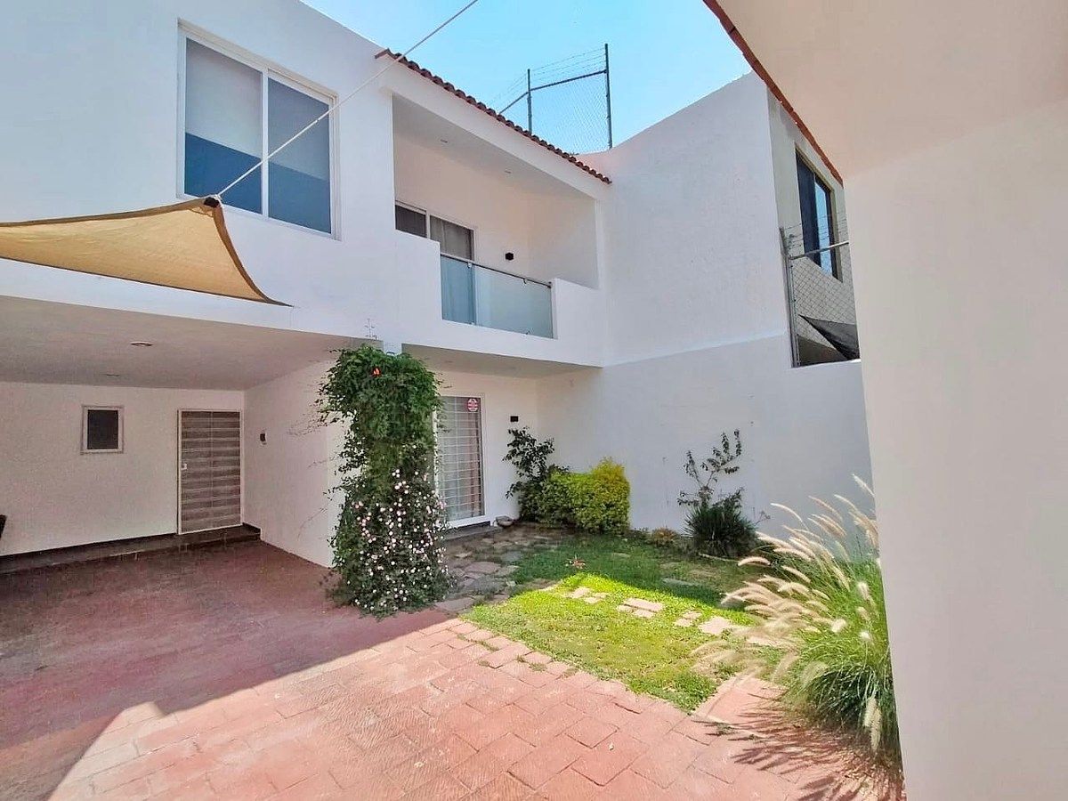 Casa em La Estancia, Zapopan, foto 2 de 12