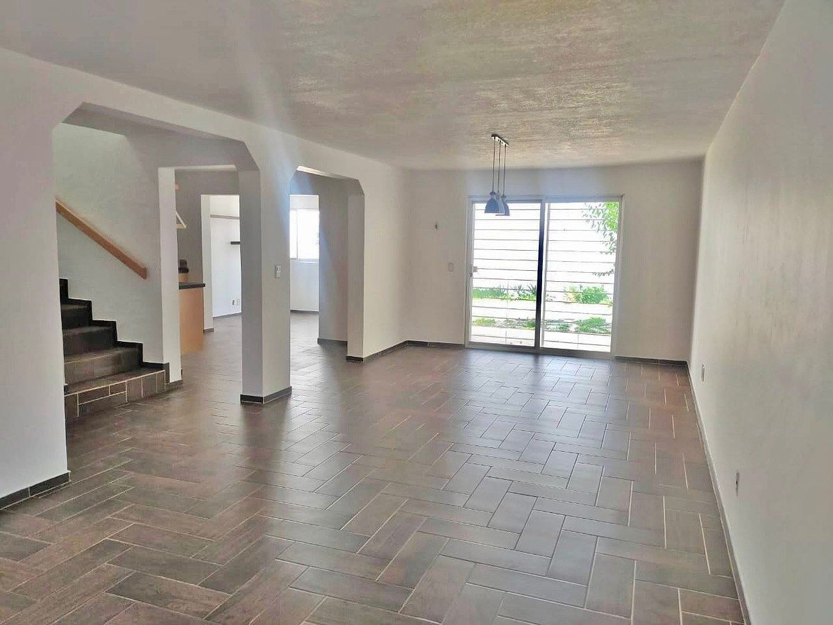 Casa em La Estancia, Zapopan, foto 3 de 12