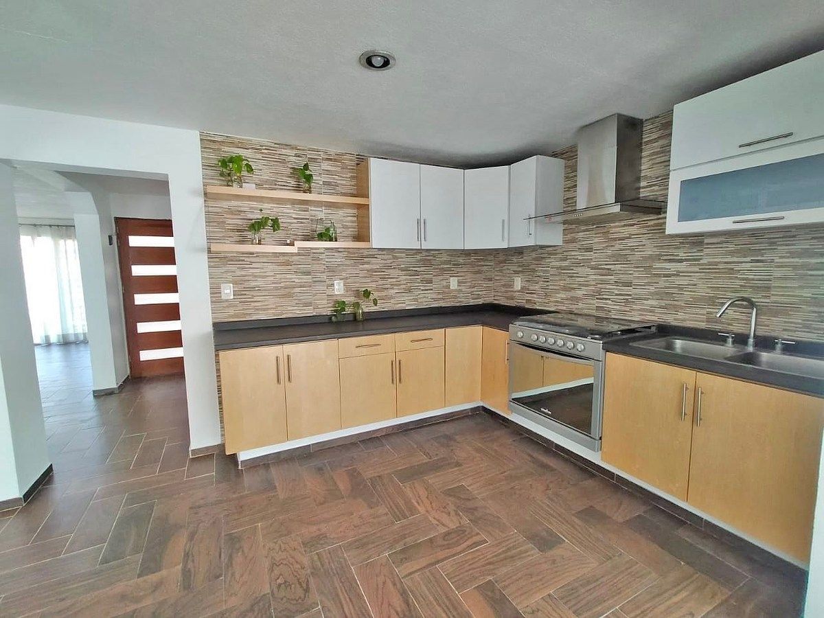 Casa em La Estancia, Zapopan, foto 6 de 12
