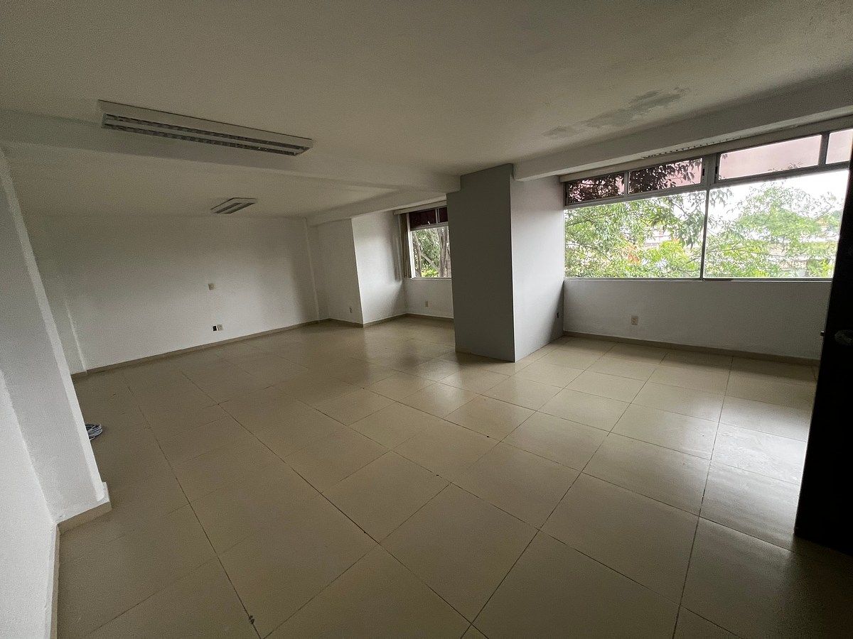 Oficina en Renta en Edifico Comercial en Plan de San Luis, foto 1 de 4