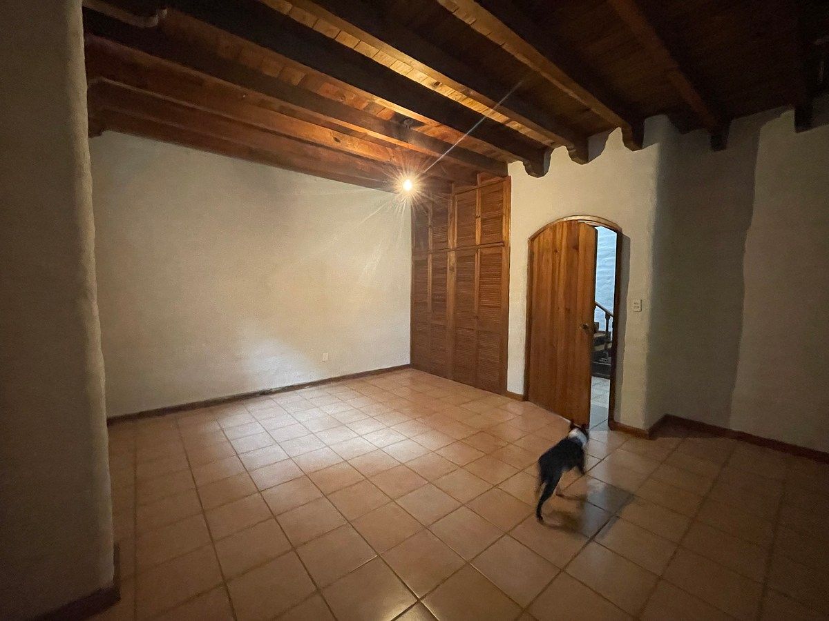 House in Villa de los Frailes, San Miguel de Allende, photo 38 of 48
