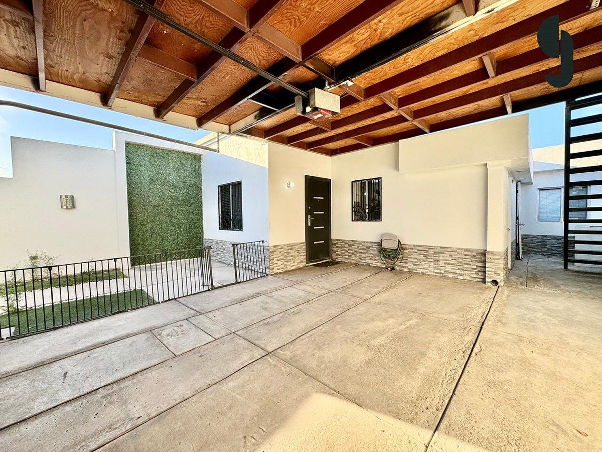 Casa em Residencial Barcelona, Mexicali, foto 2 de 18