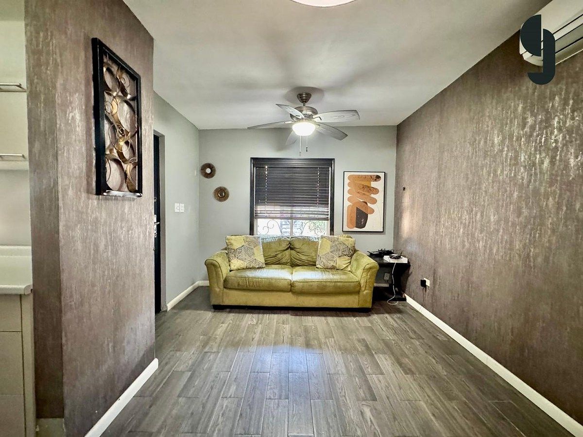 Casa em Residencial Barcelona, Mexicali, foto 3 de 18