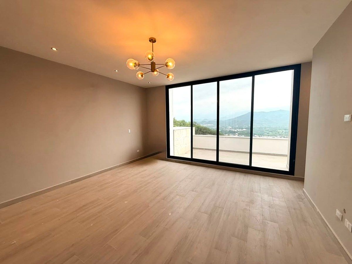 Casa em Castaños del Vergel, Monterrey, foto 6 de 16