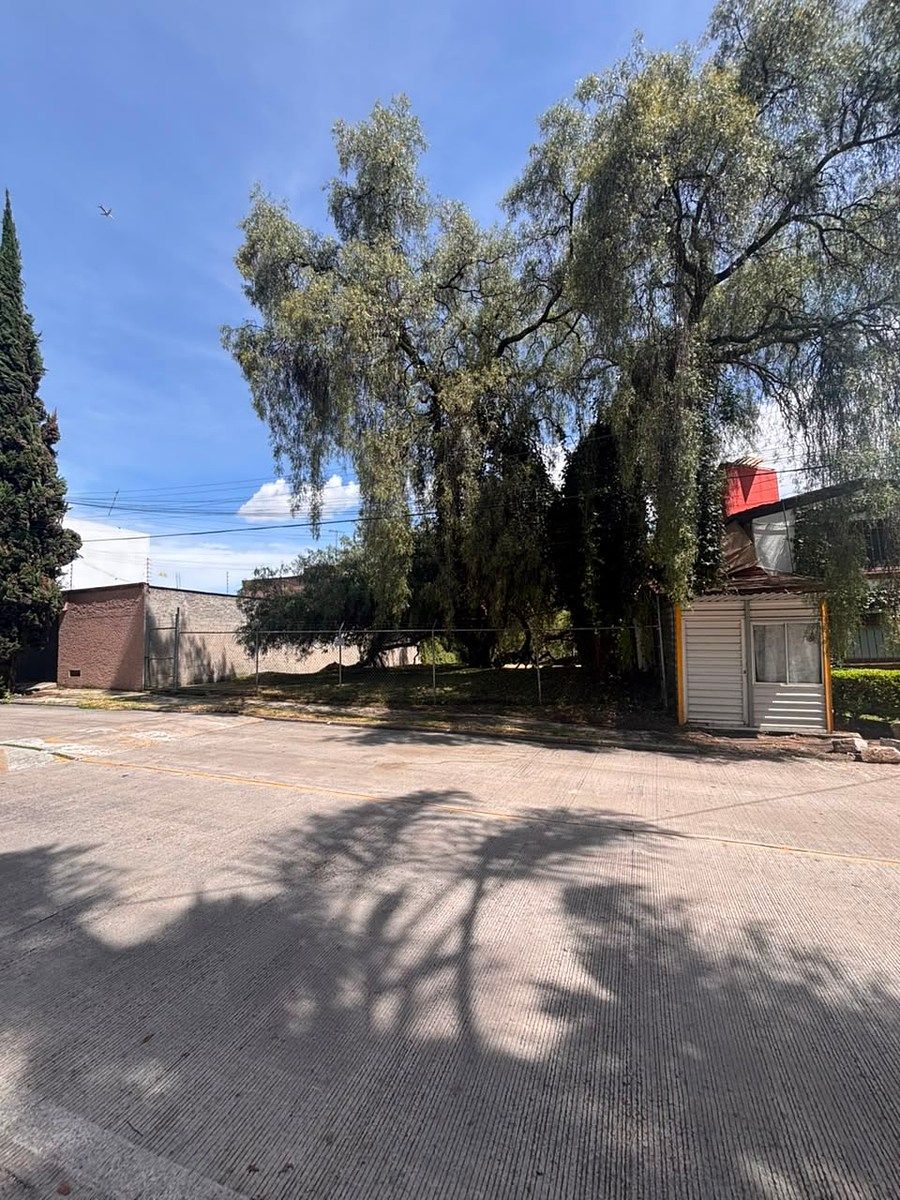 Terreno en Lomas de Tecamachalco Sección Bosques I y II, Huixquilucan, foto 2 de 8