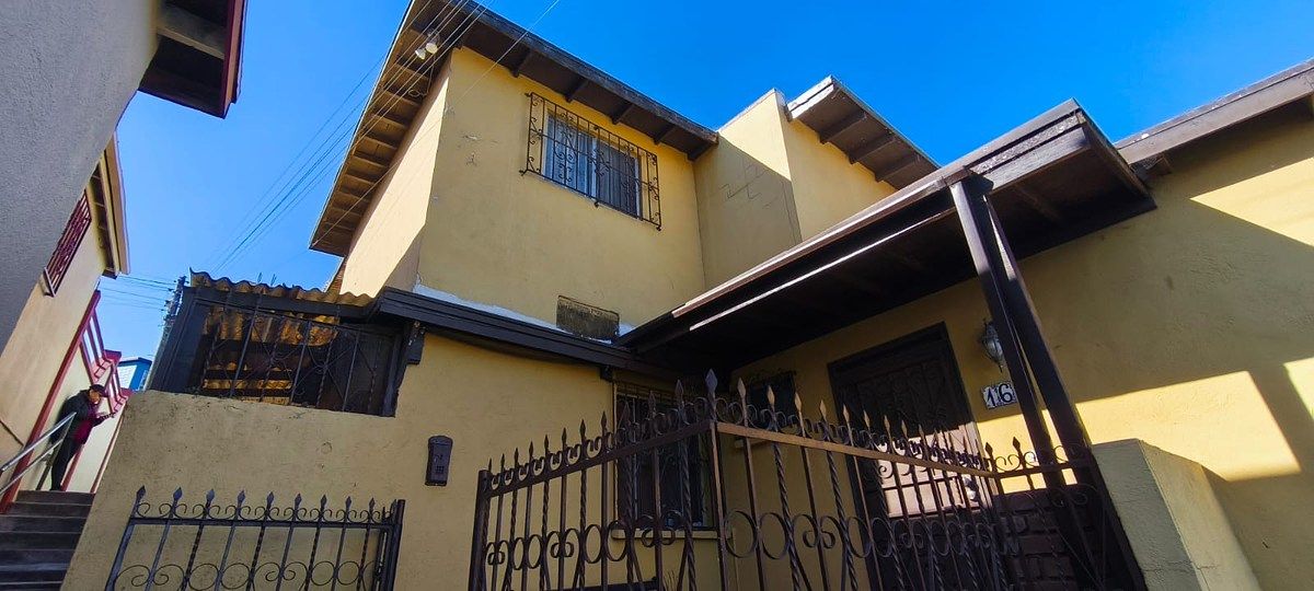 Casa en INFONAVIT Lomas del Porvenir, Tijuana, foto 3 de 25
