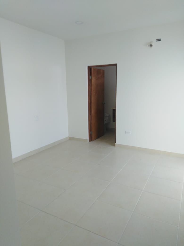 Casa em El Centenario, La Paz, foto 8 de 13