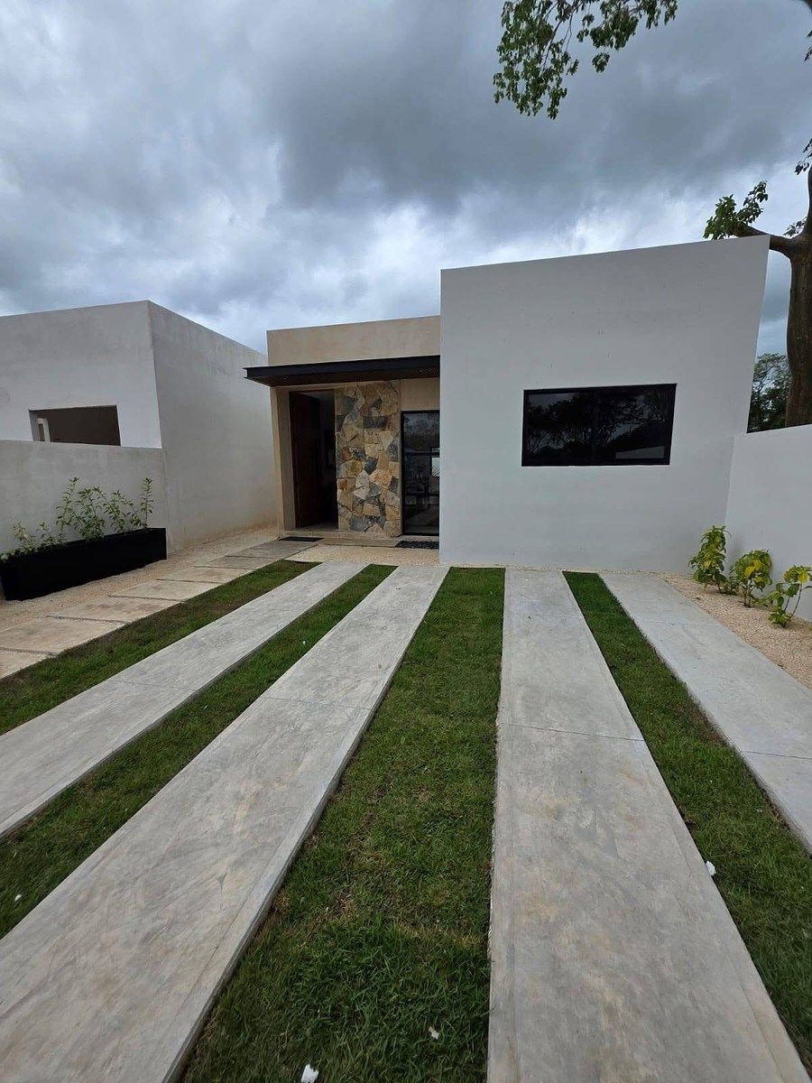 CASA EN VENTA EN CONKAL YUCATÁN, foto 1 de 26