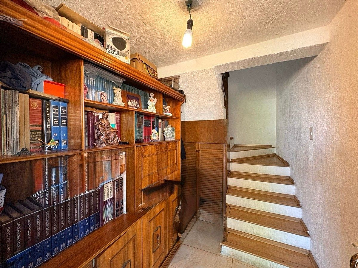 House in Lomas Boulevares, Tlalnepantla de Baz, photo 2 of 17