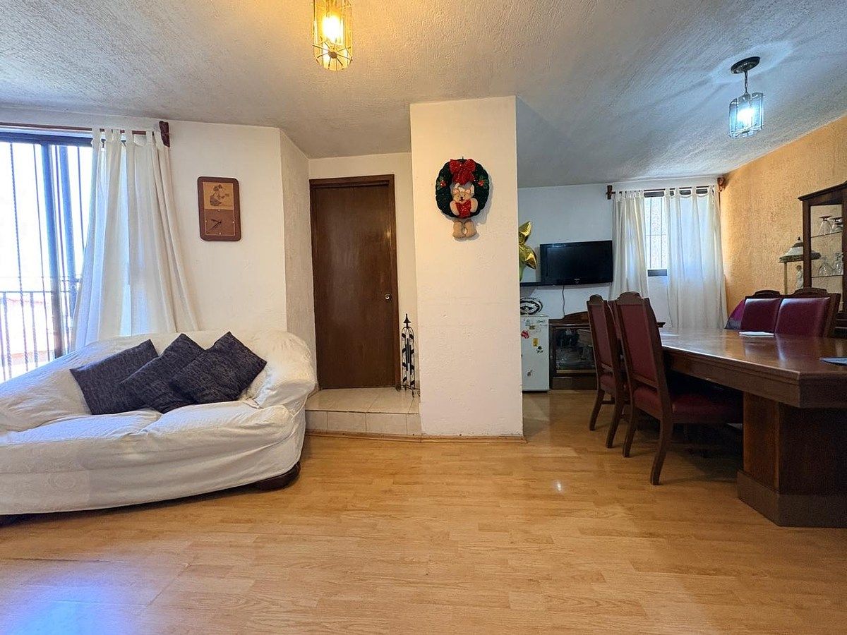 House in Lomas Boulevares, Tlalnepantla de Baz, photo 6 of 17