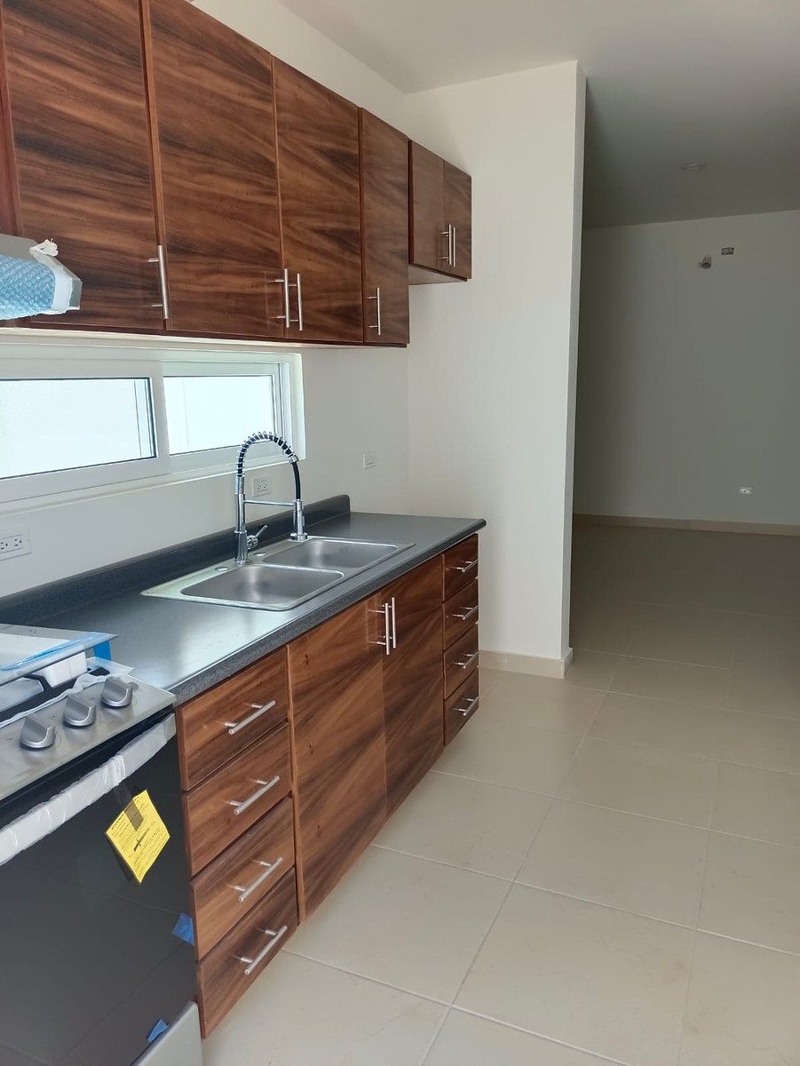 Foto 3 de Casa Nueva de 2 Recámaras 1 Baño en Preventa | El Centenario | Terreno 200 m²