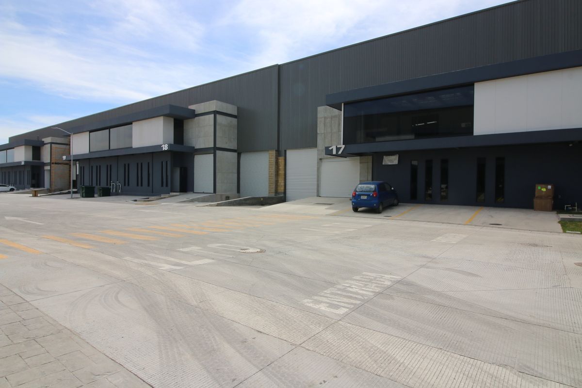 Bodega industrial en Santa Cruz de las Flores, Tlajomulco de Zúñiga, foto 4 de 9