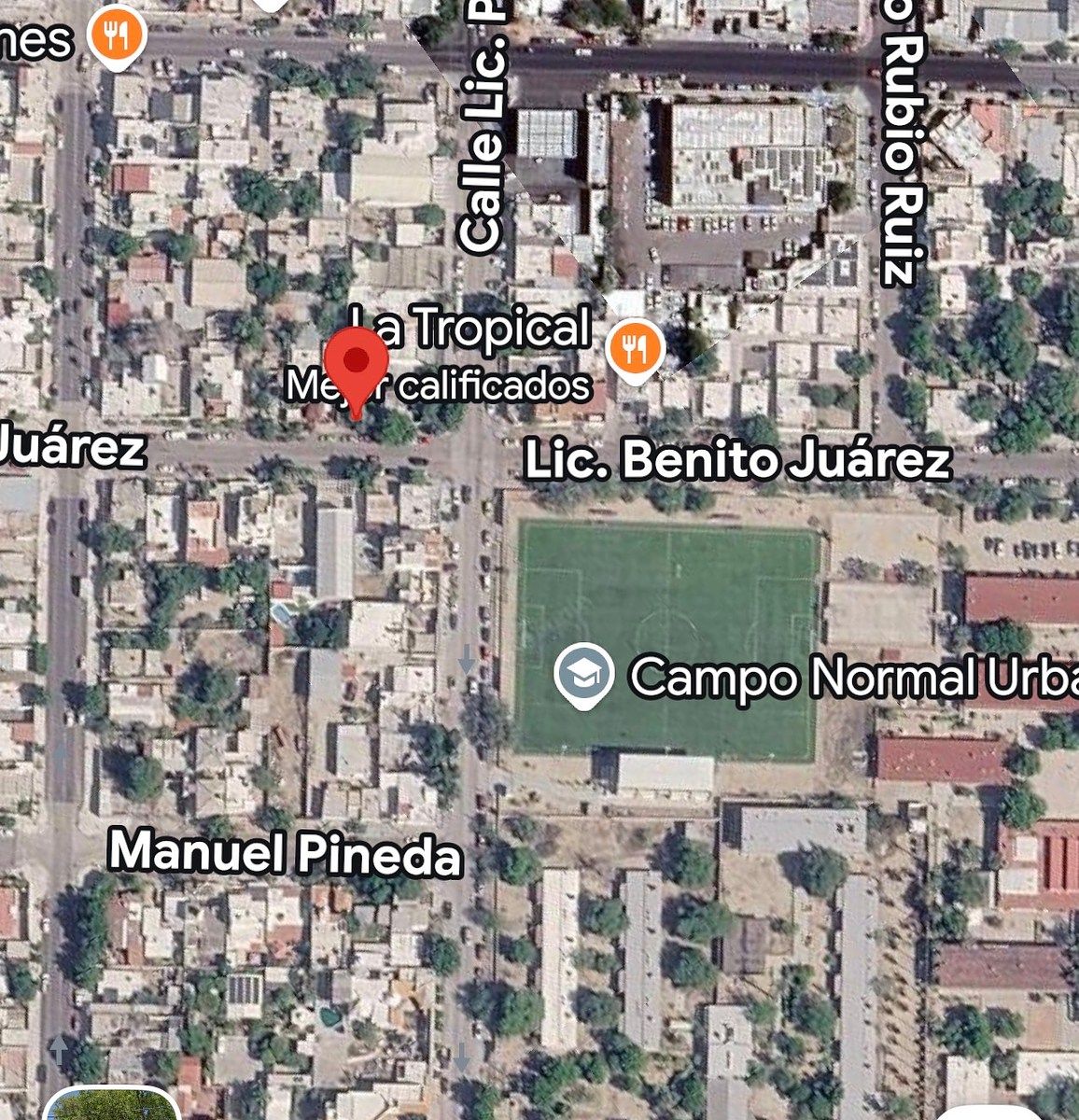 Encontra esquina de la Norma urbana por la parte de atrás, foto 1 de 26