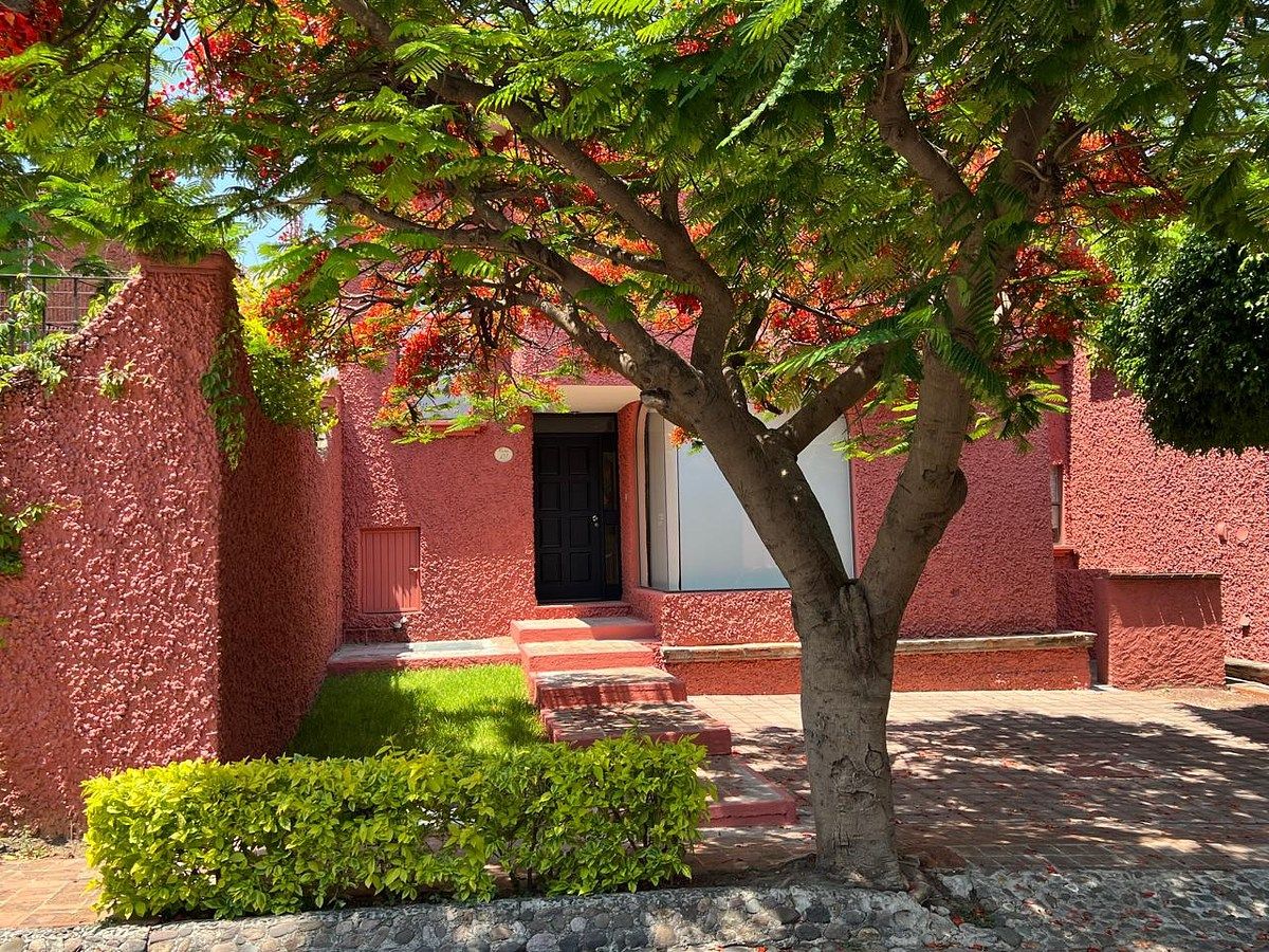 CASA RENTA LA ALHAMBRA, photo 1 of 26
