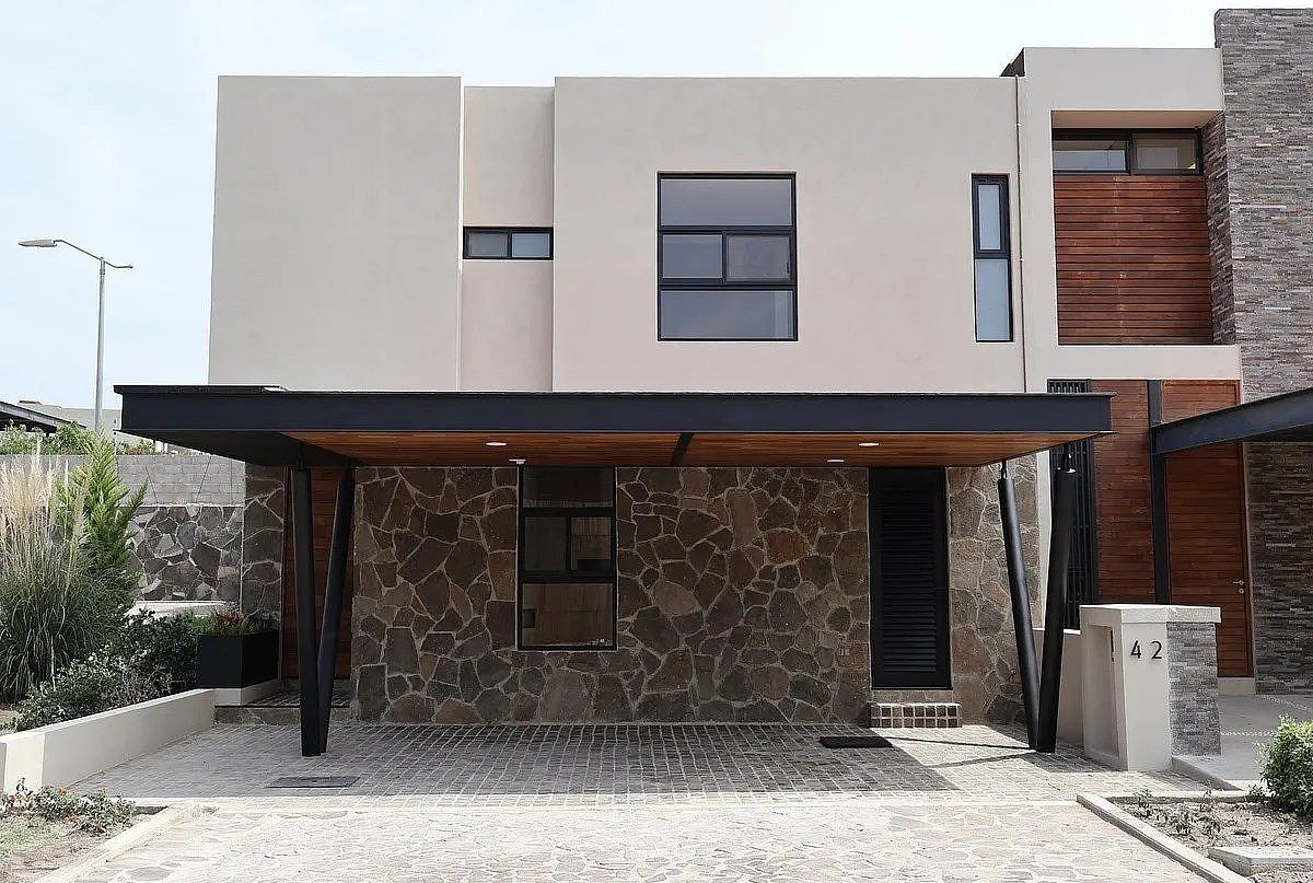 CASA EN ALTOZANO, QUERETARO, foto 1 de 34