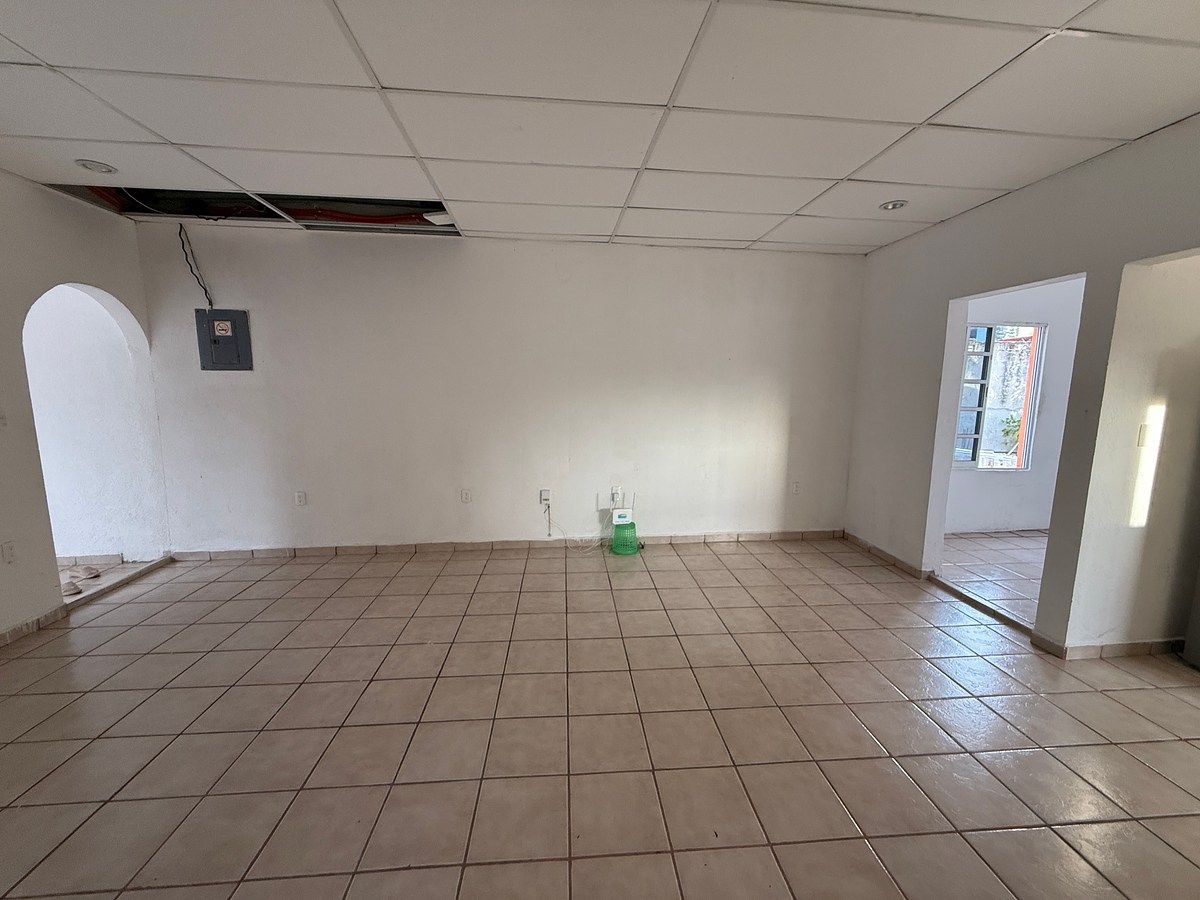 Sala comedor, photo 9 of 13