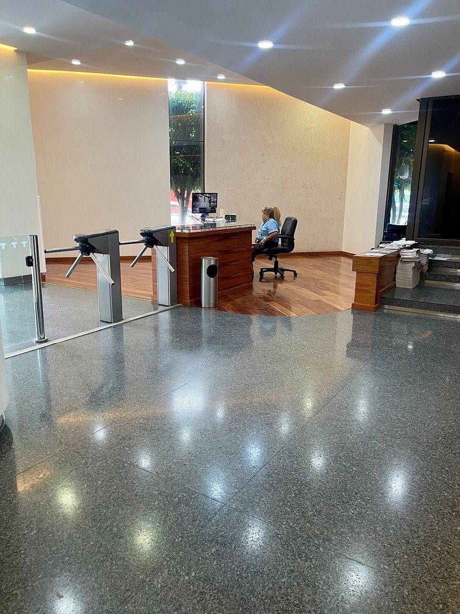 Oficina en VENTA en Lomas Tecamachalco, photo 1 of 13