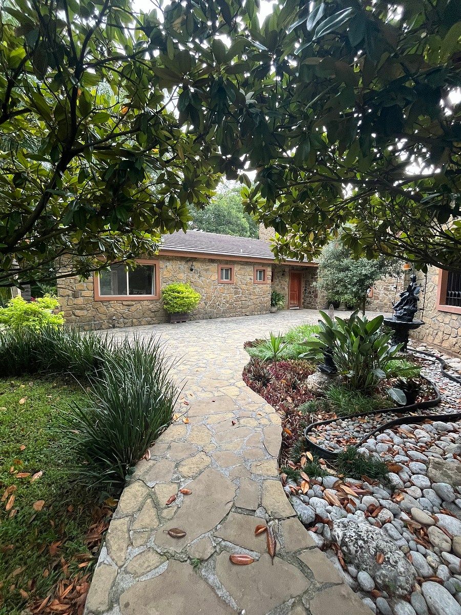 VENDO CASA EN LOS CRISTALES, photo 1 of 15