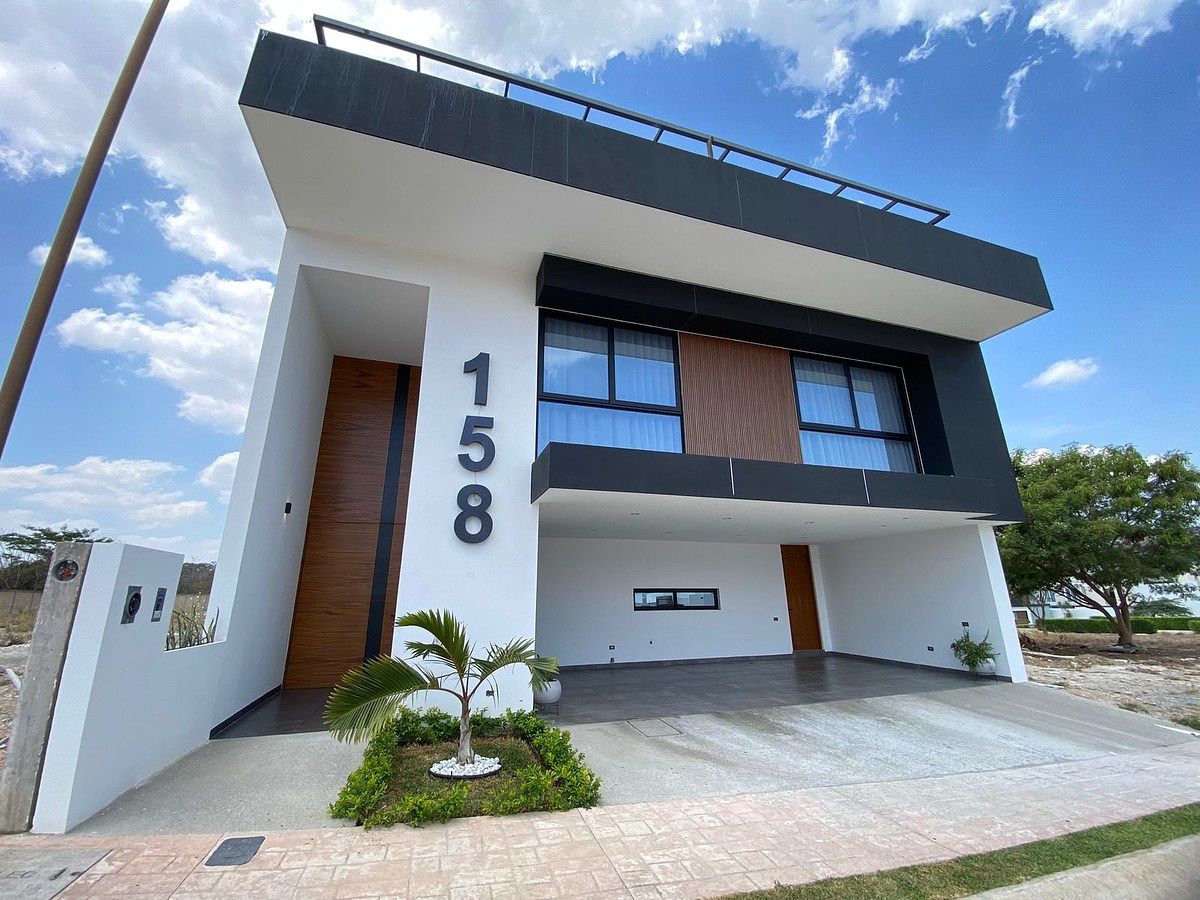 Residencia en Venta con Alberca privada en Puerta de Hierro Golf y Spa, foto 1 de 42
