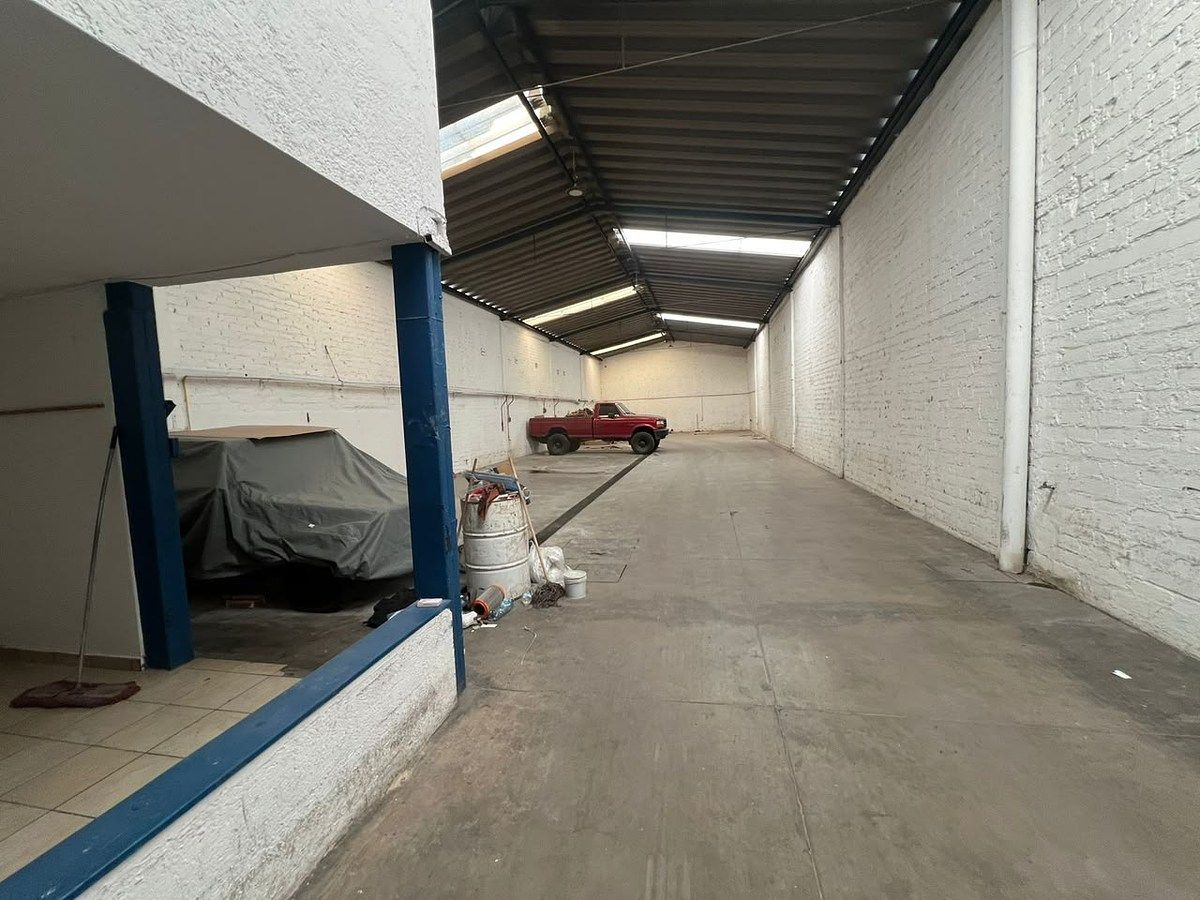 Galpão comercial em El Colli Urbano 1a. Sección, Zapopan, foto 3 de 20