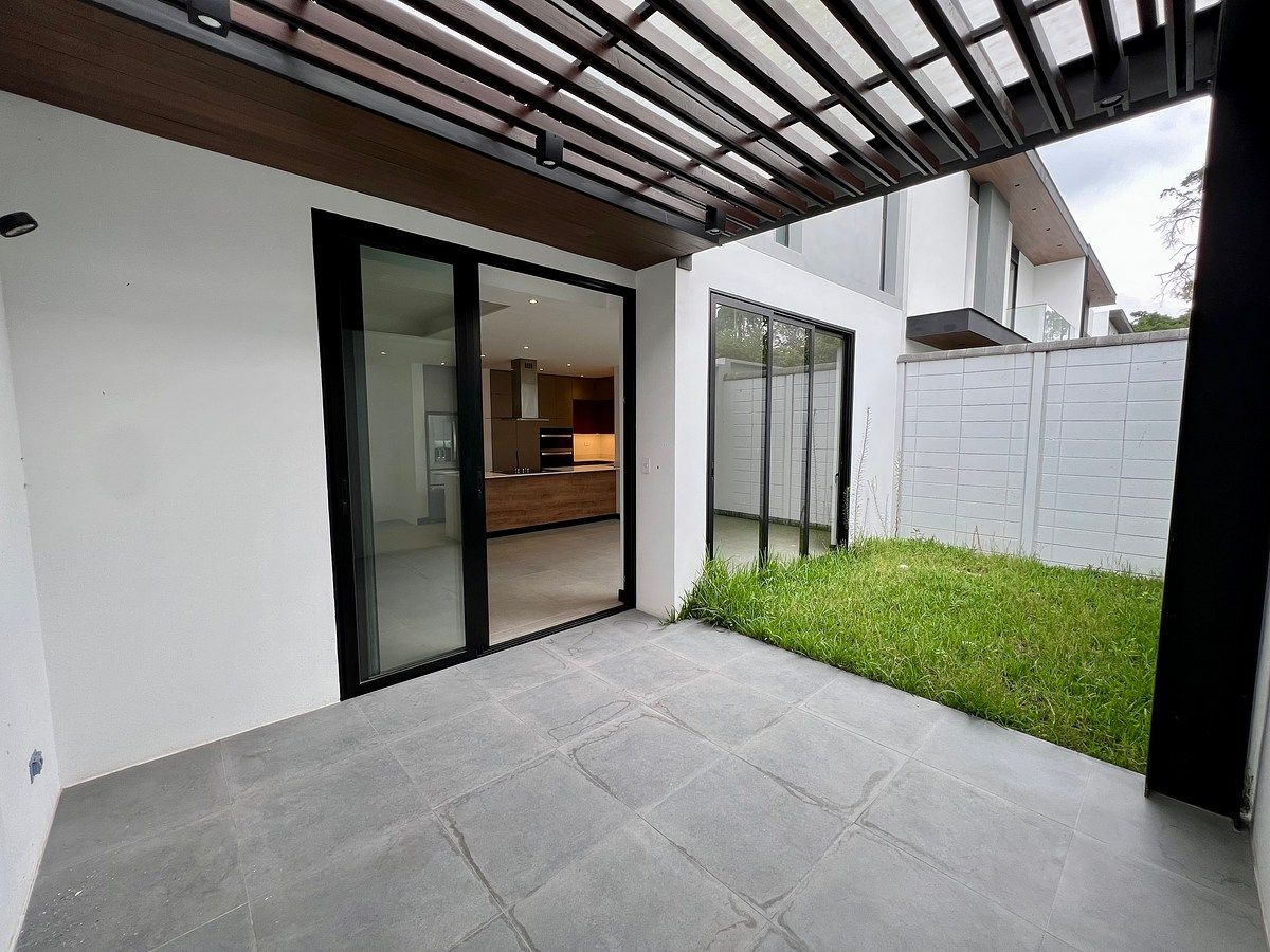 Casa en Condominio en Zona 10, Guatemala, foto 8 de 17