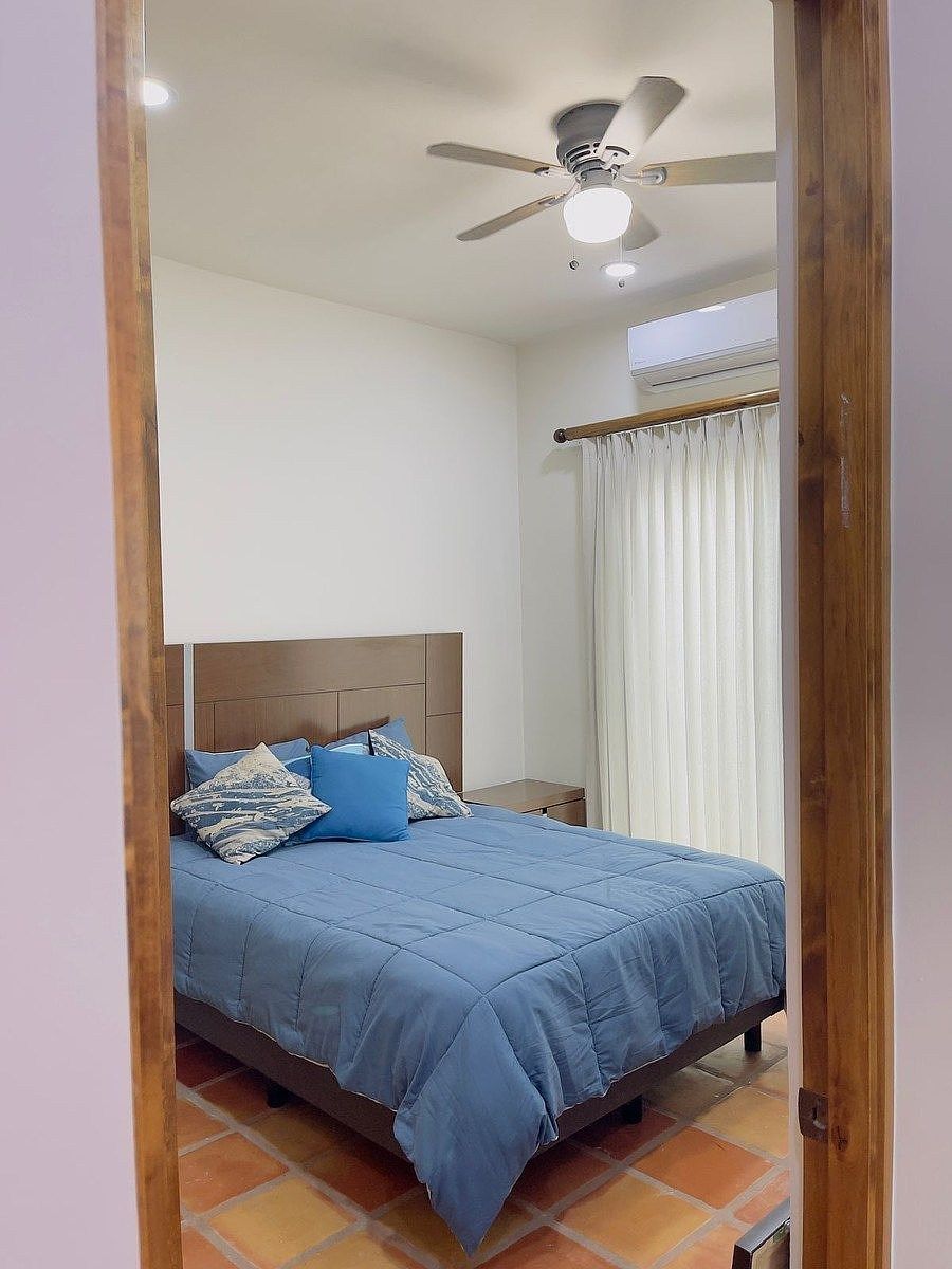 Recamara principal, photo 9 of 14