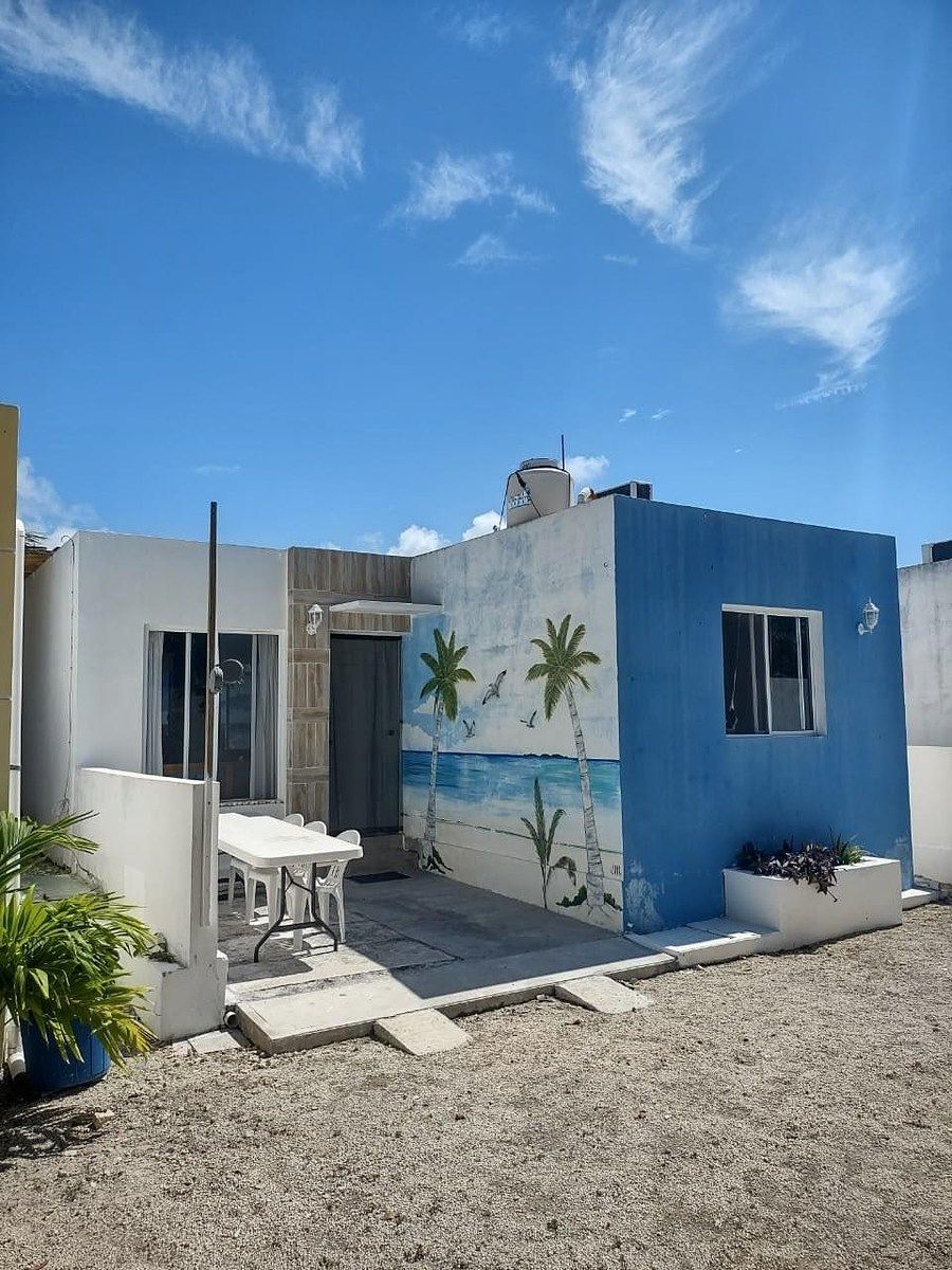 House in Chixchulub Puerto with Pool, photo 1 of 12