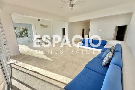 PUNTA BRISA, 300 M2, 3 REC + ESTUDIO, 3.5 BAÑOS, GRAN TERRAZA Y VISTA