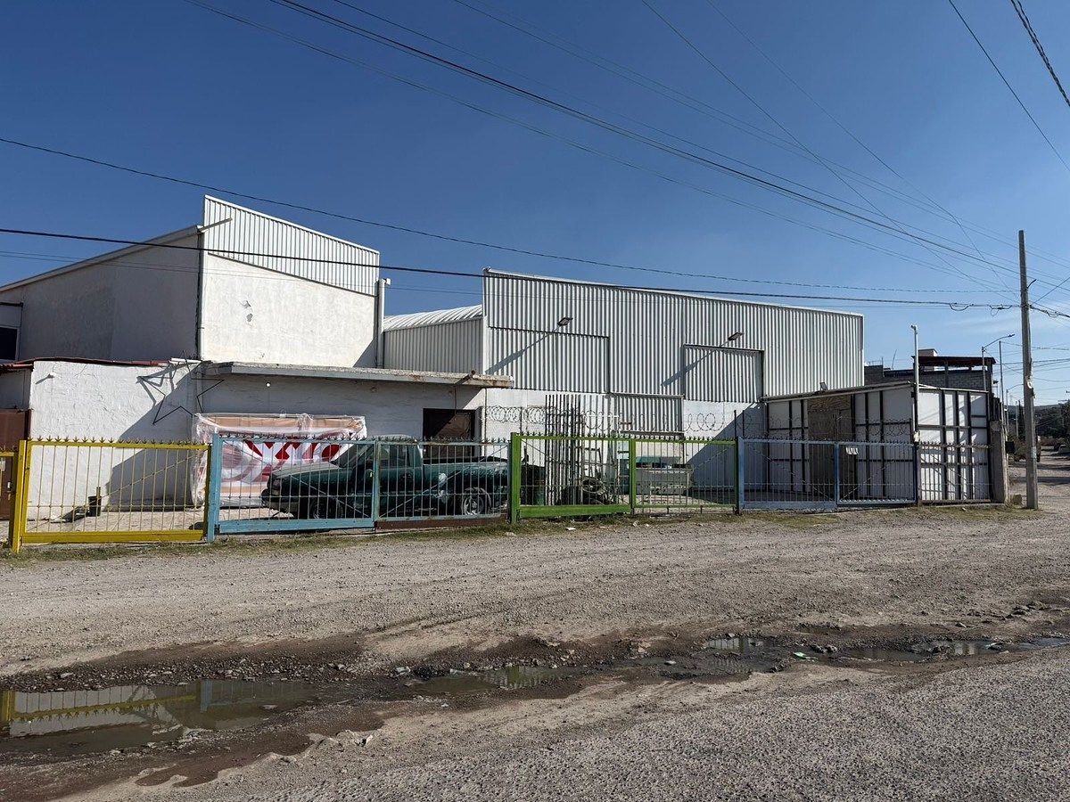 2 Bodegas en Venta, para manufactura ligera, con inquilino, foto 1 de 4