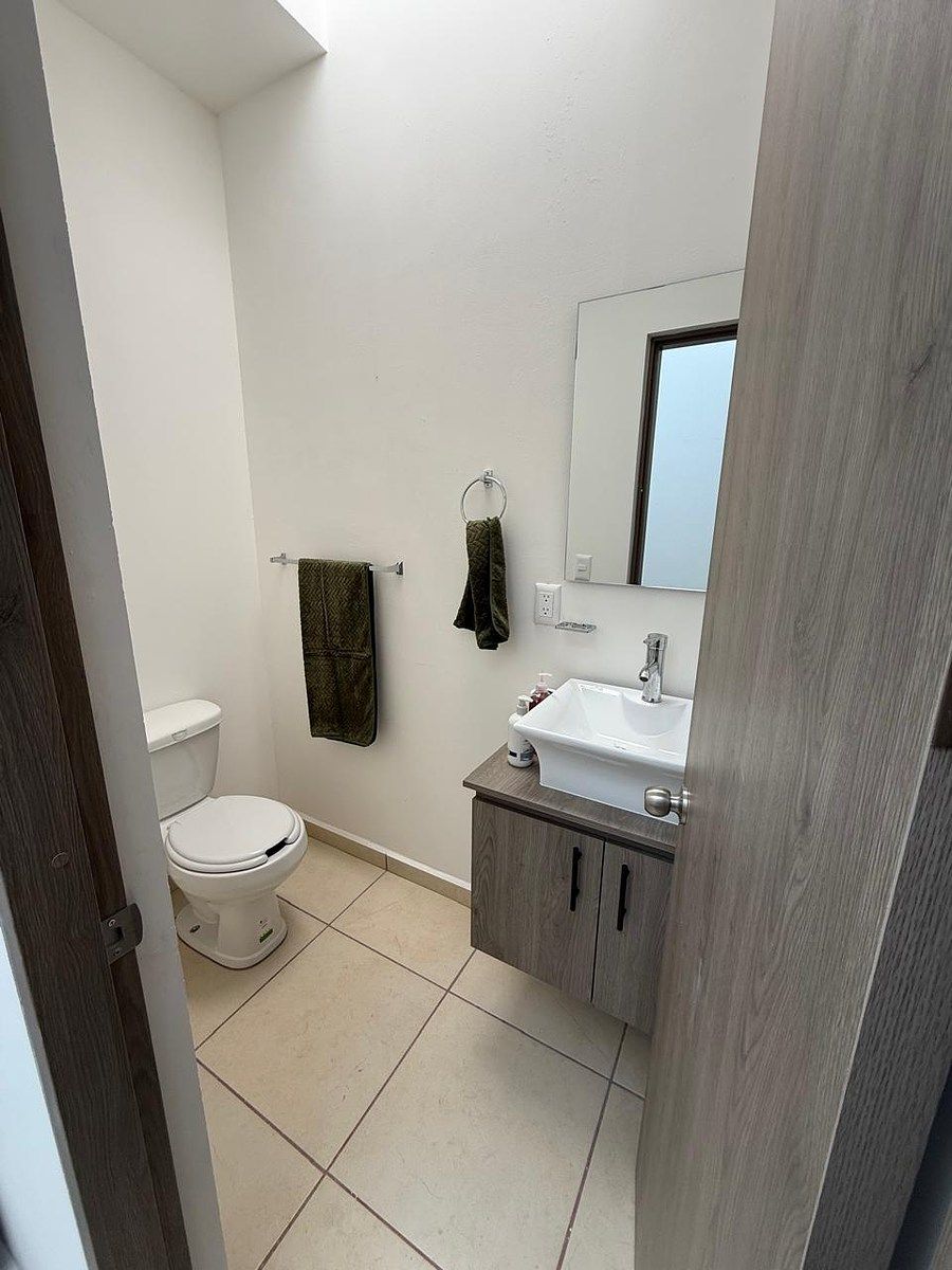 Casa em El Marqués, Querétaro, foto 9 de 10