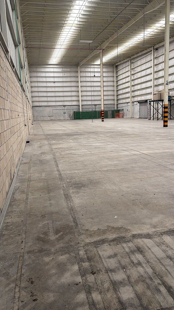RENTA BODEGA INDUSTRIAL 1500MTS EN CANCUN, foto 1 de 5