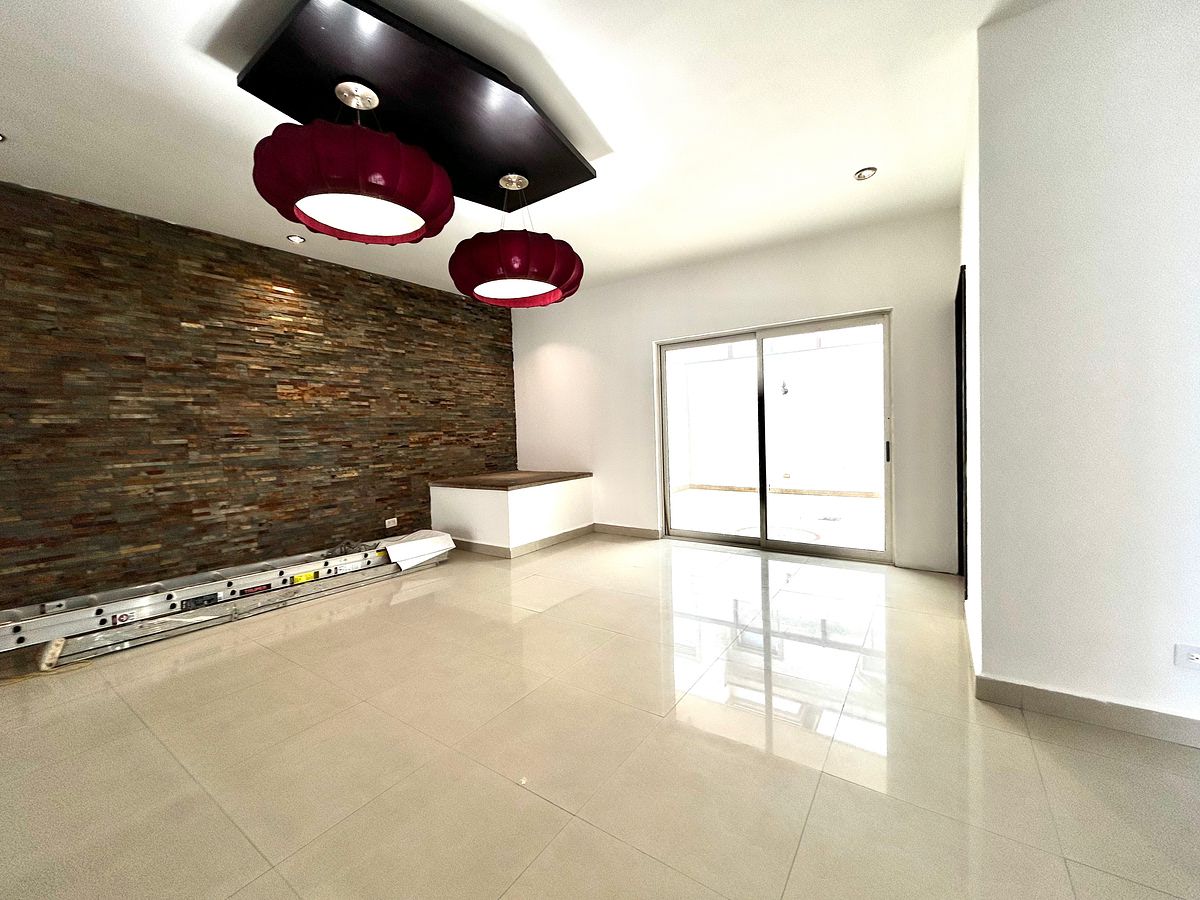 House in Cumbres Elite 8vo Sector, Monterrey, photo 5 of 32
