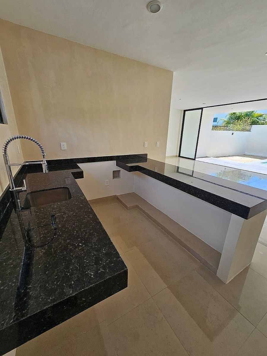 House in Gated Community in Cholul, Mérida, photo 4 of 30