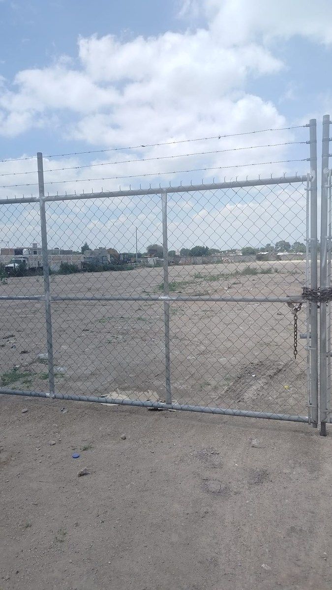 TERRENO INDUSTRIAL A PIE DE CARRETERA QRO-TEQUISQUIAPAN. 3.1, foto 1 de 4