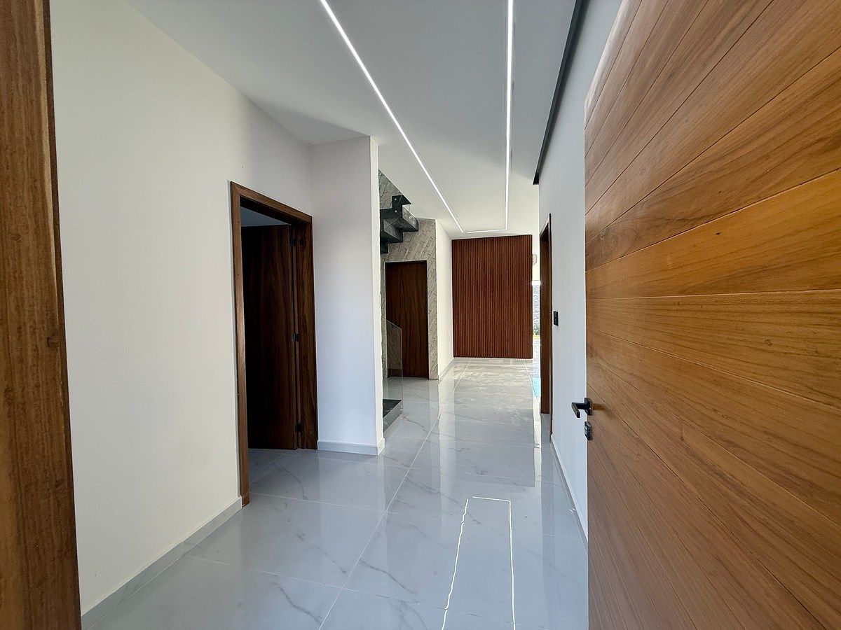 Casa em Las Palmas, Medellín, foto 2 de 10