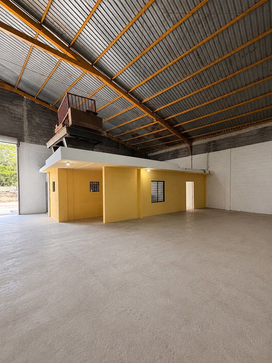 Galpão comercial em Privadas de Los Sauces, General Escobedo, foto 2 de 17