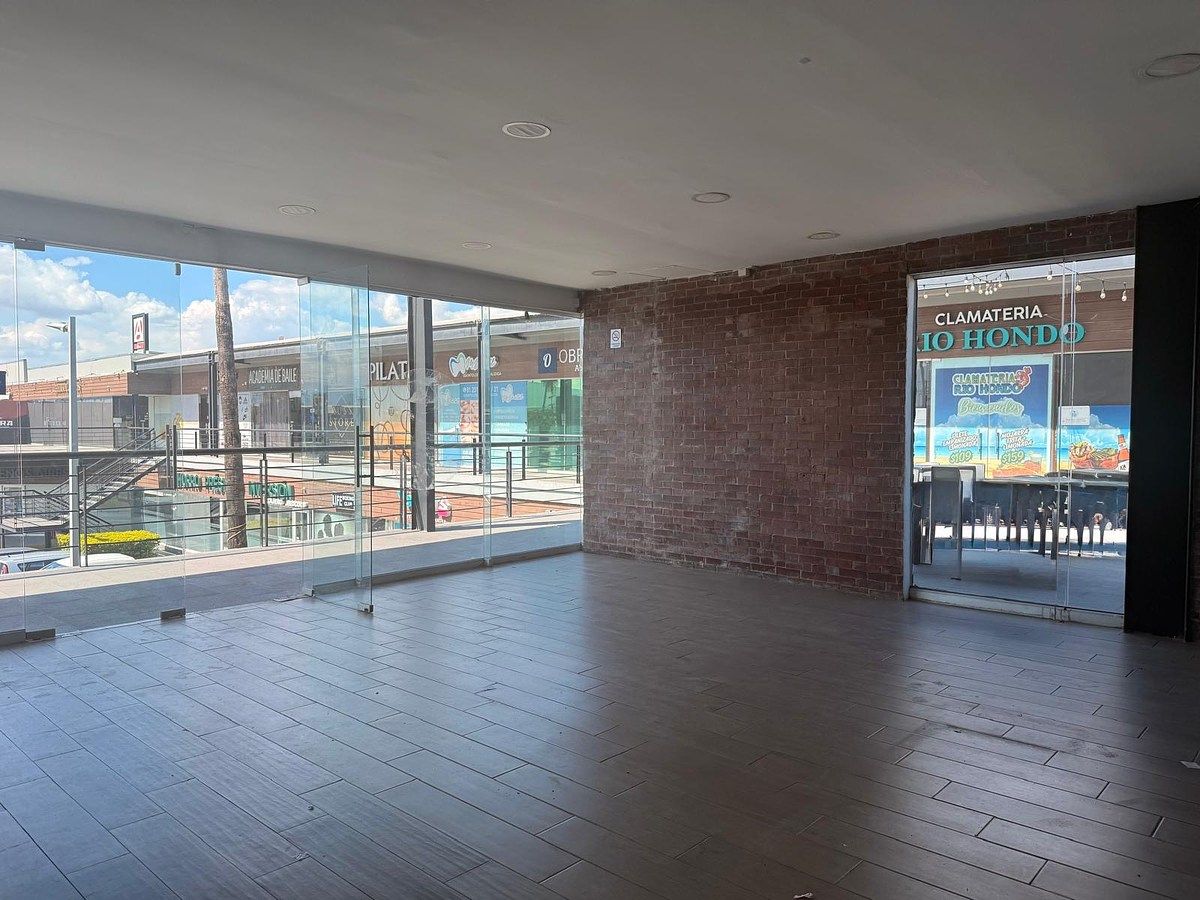 Retail Space in Fidel Velázquez Sánchez Sector 1, San Nicolás de los Garza, photo 3 of 5