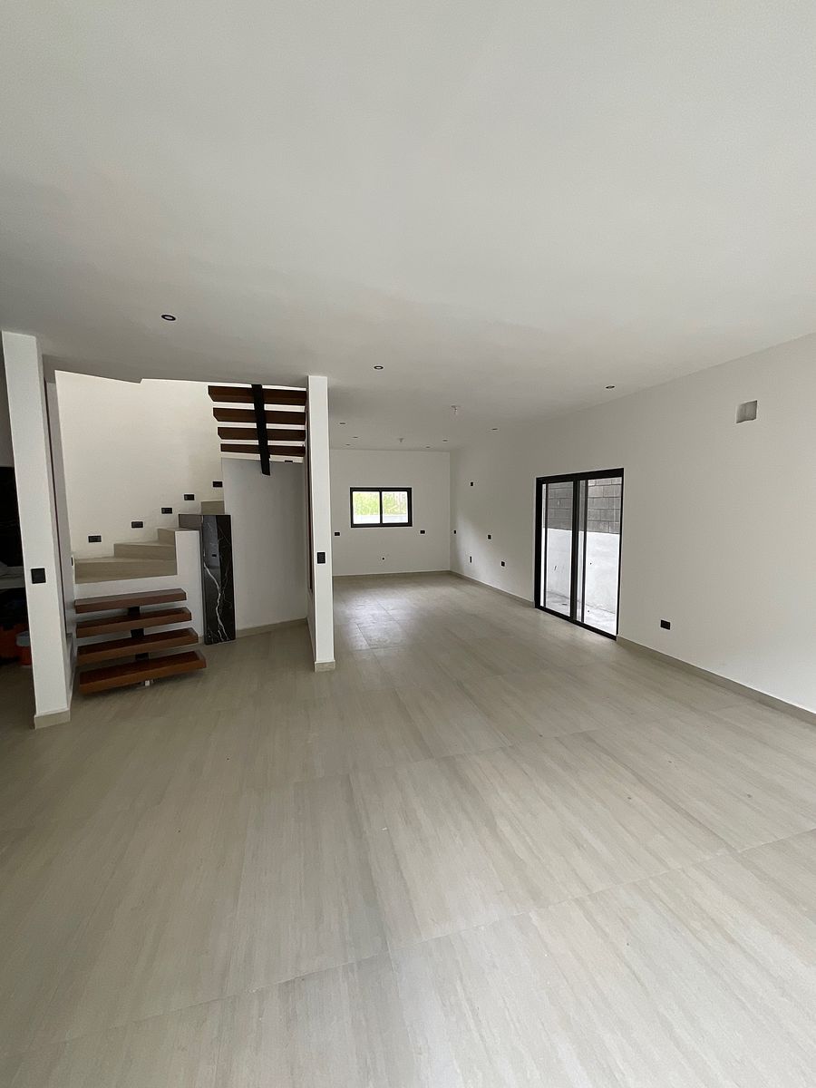 Casa em El Yerbaniz, Santiago, foto 5 de 29