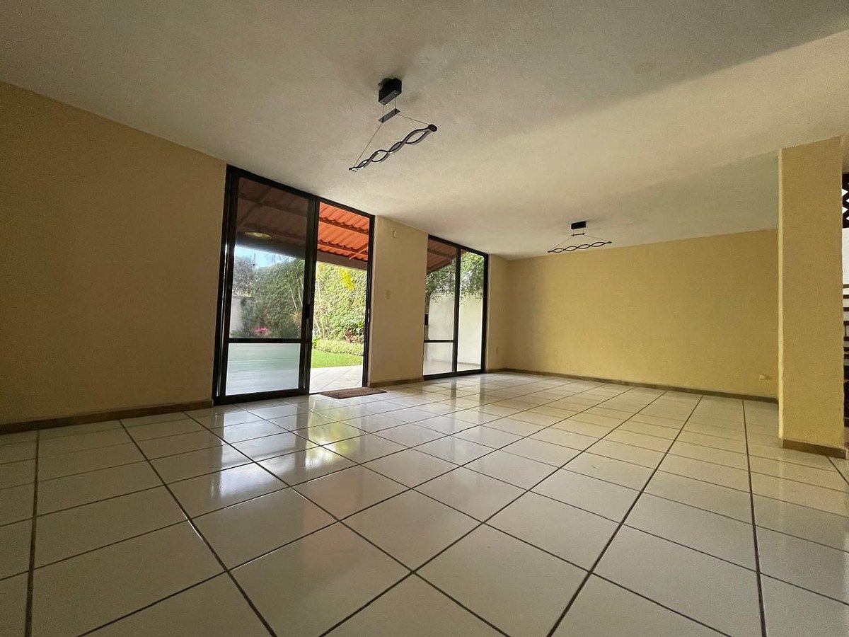CASA EN VENTA EN VISTA HERMOSA CUERNAVACA, foto 1 de 5
