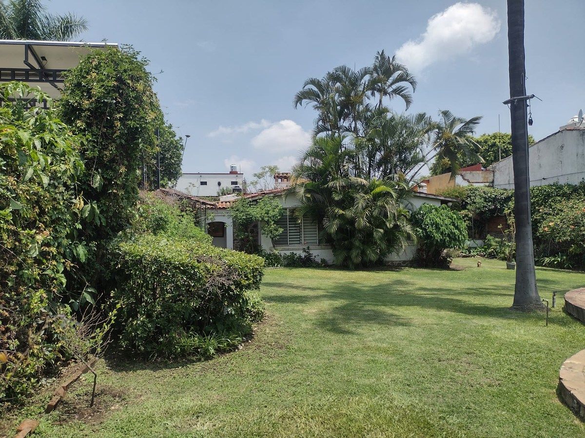 RESIDENCIA EN VENTA EN VISTA HERMOSA