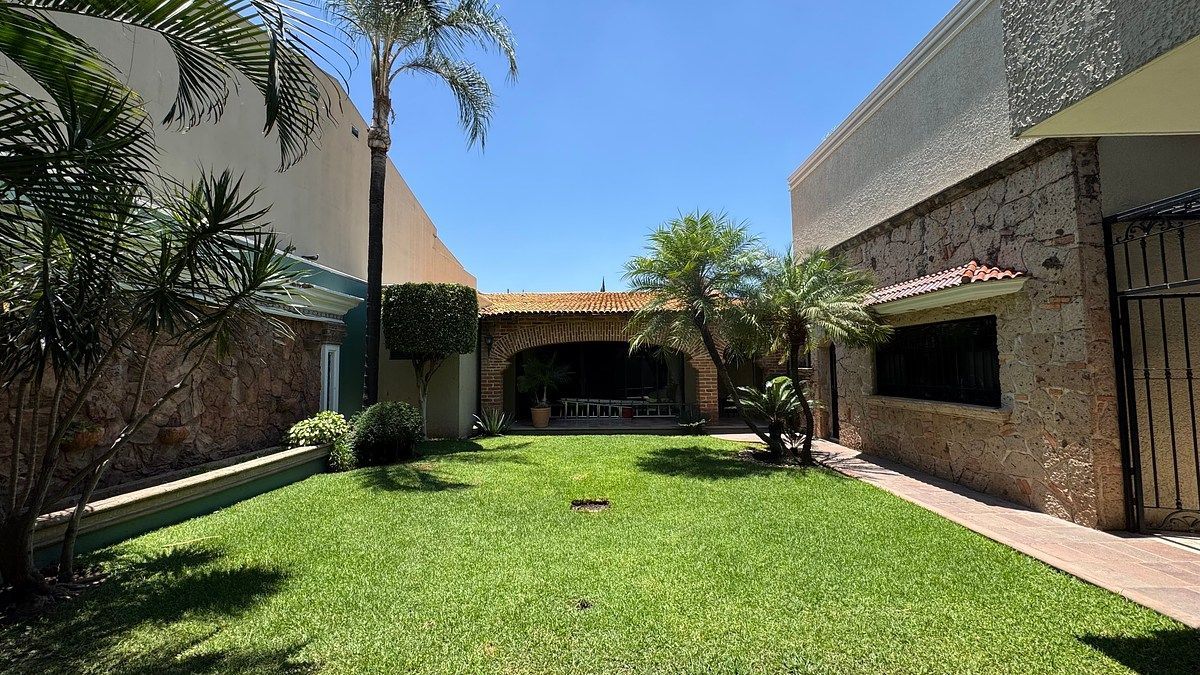 Casa amueblada en La Estancia, foto 1 de 33