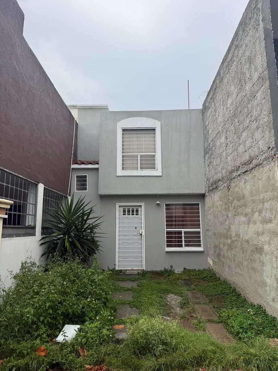 CASA EN VENTA EN VILLA FONTANA $1’260,000 pesos, foto 1 de 12