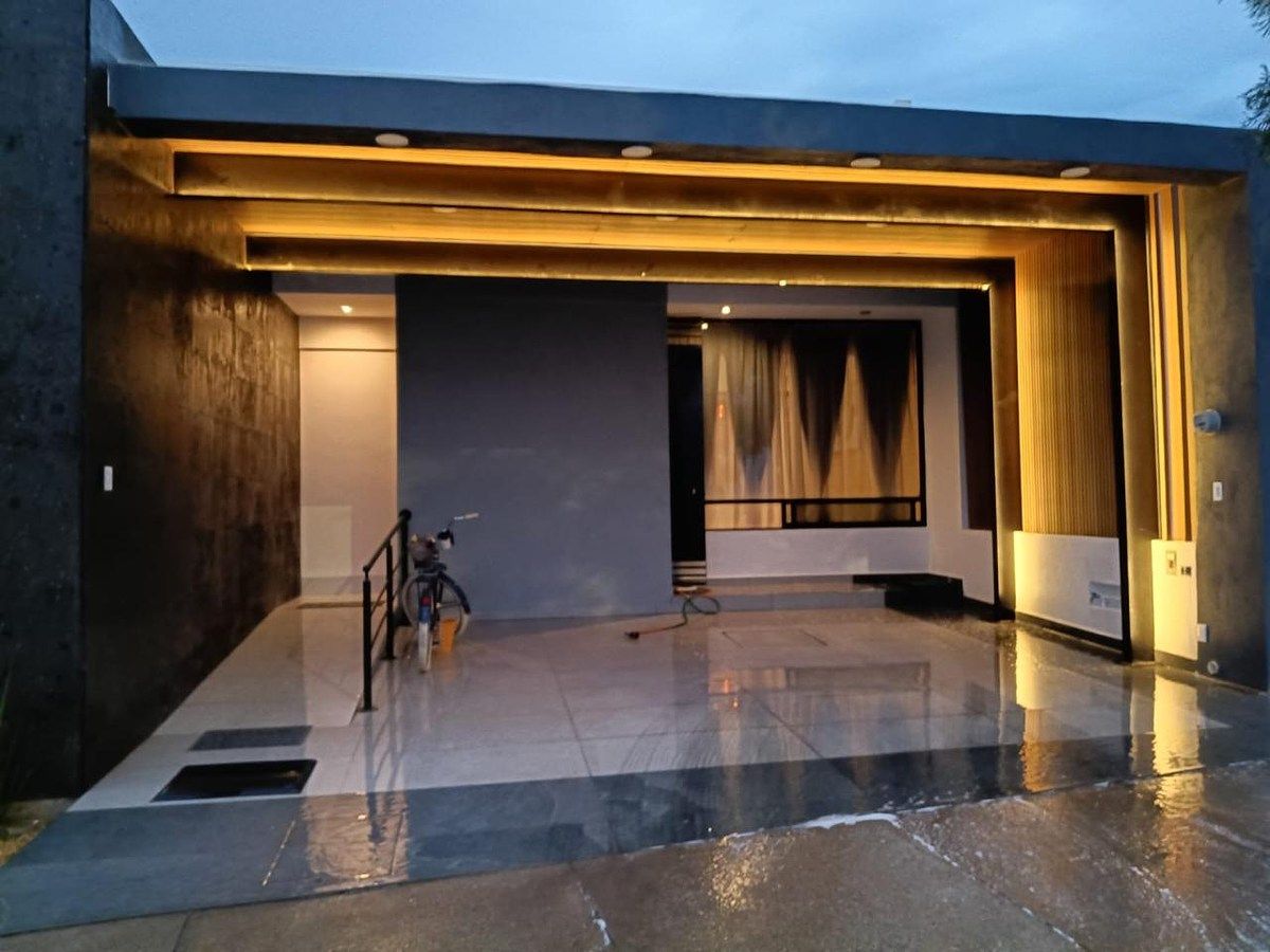 Casa em Paseos Loretta, Aguascalientes, foto 2 de 16
