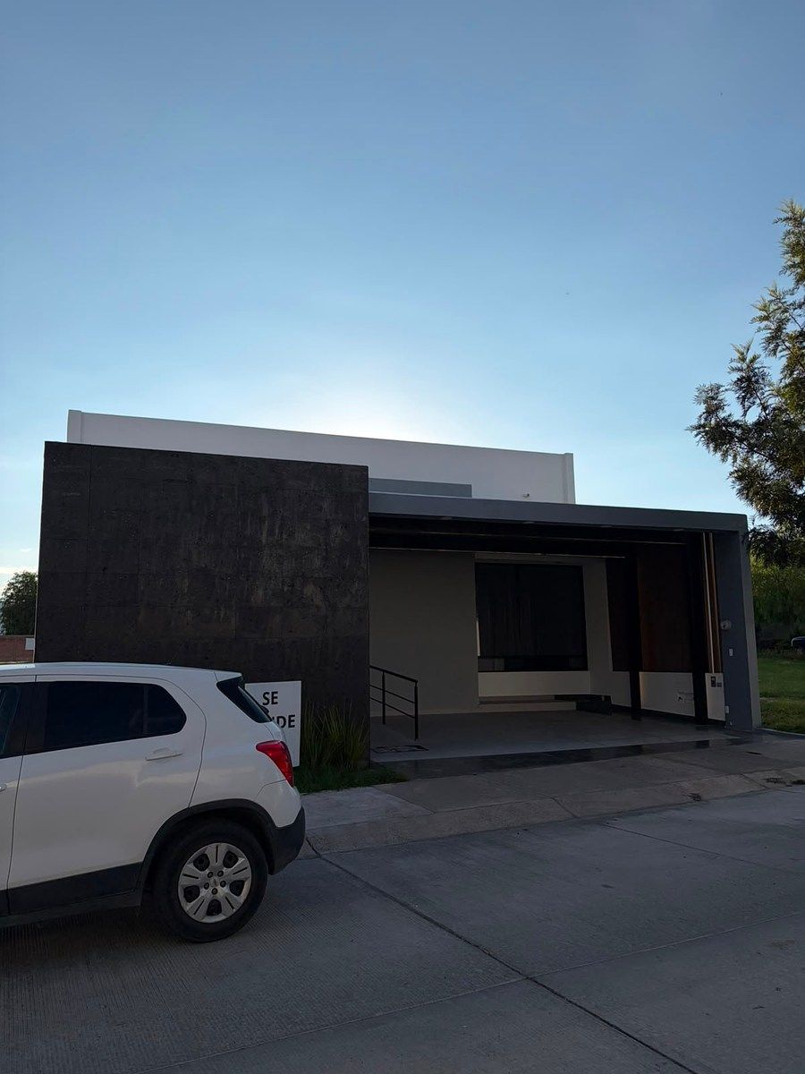 Casa em Paseos Loretta, Aguascalientes, foto 12 de 18