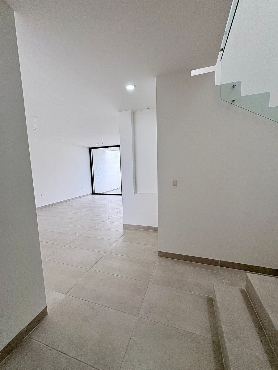 House in Gated Community in St Ángelo Residence, Jesús María, photo 2 of 14
