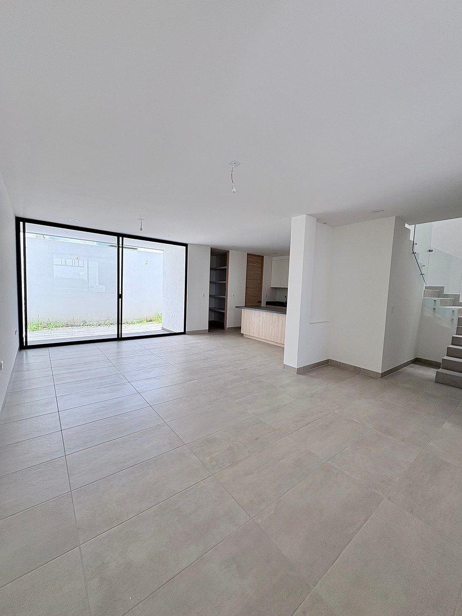 House in Gated Community in St Ángelo Residence, Jesús María, photo 3 of 14