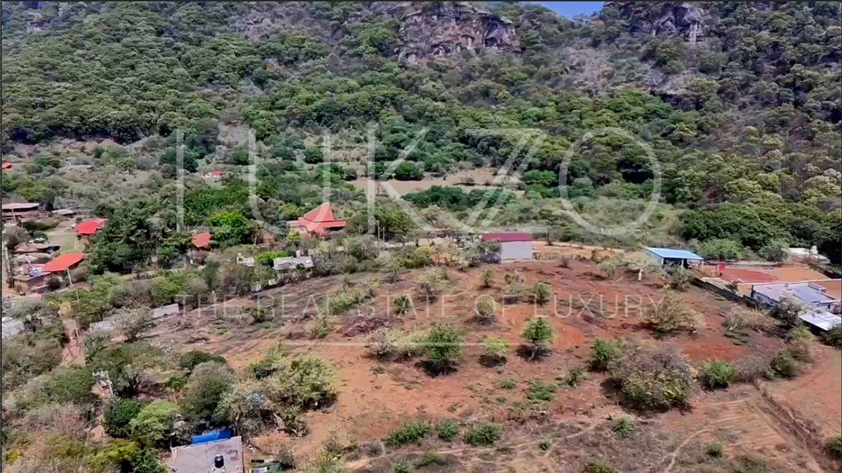 Lote em Amatlán de Quetzalcóatl, Tepoztlán, foto 3 de 12