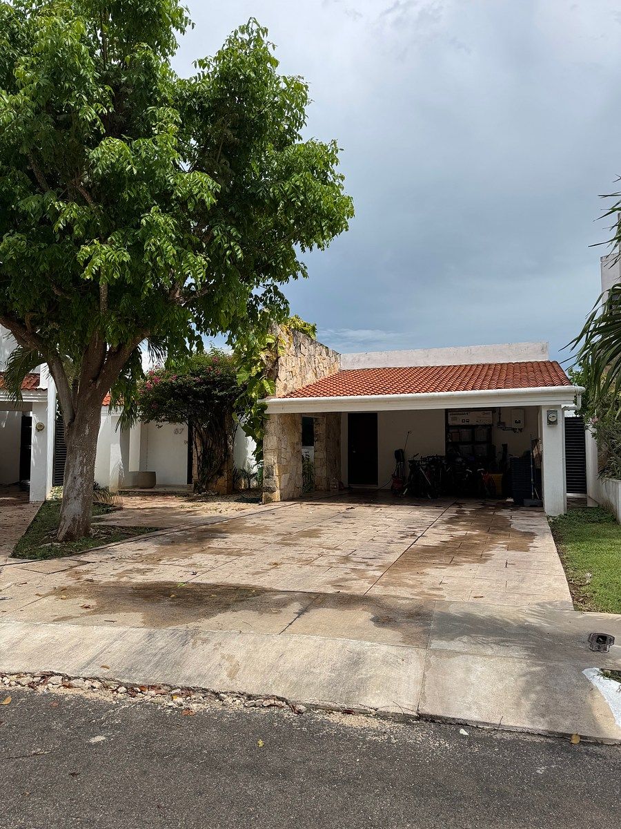 Casa de una planta en renta en Privada Cocoyoles en Mérida Yucatán, foto 1 de 26