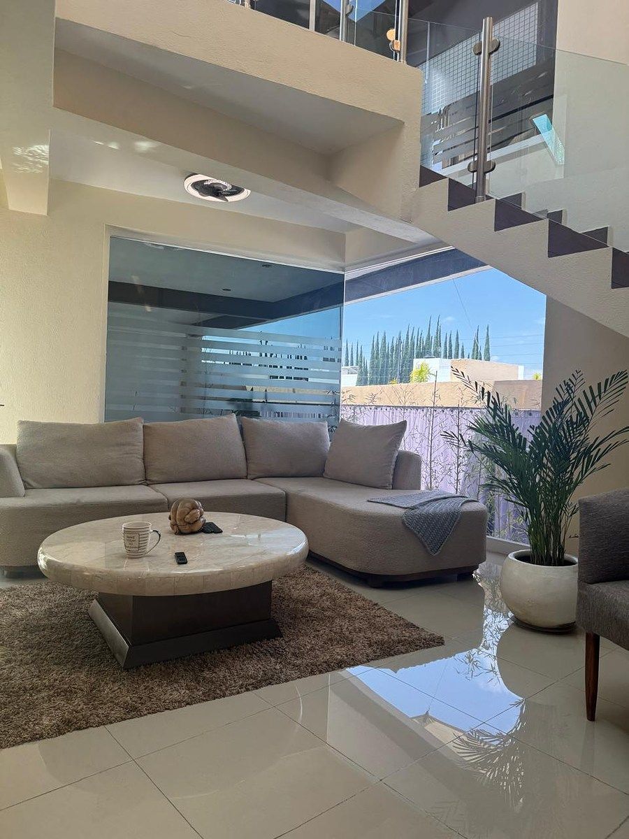 Casa en Juriquilla, Querétaro, foto 2 de 20