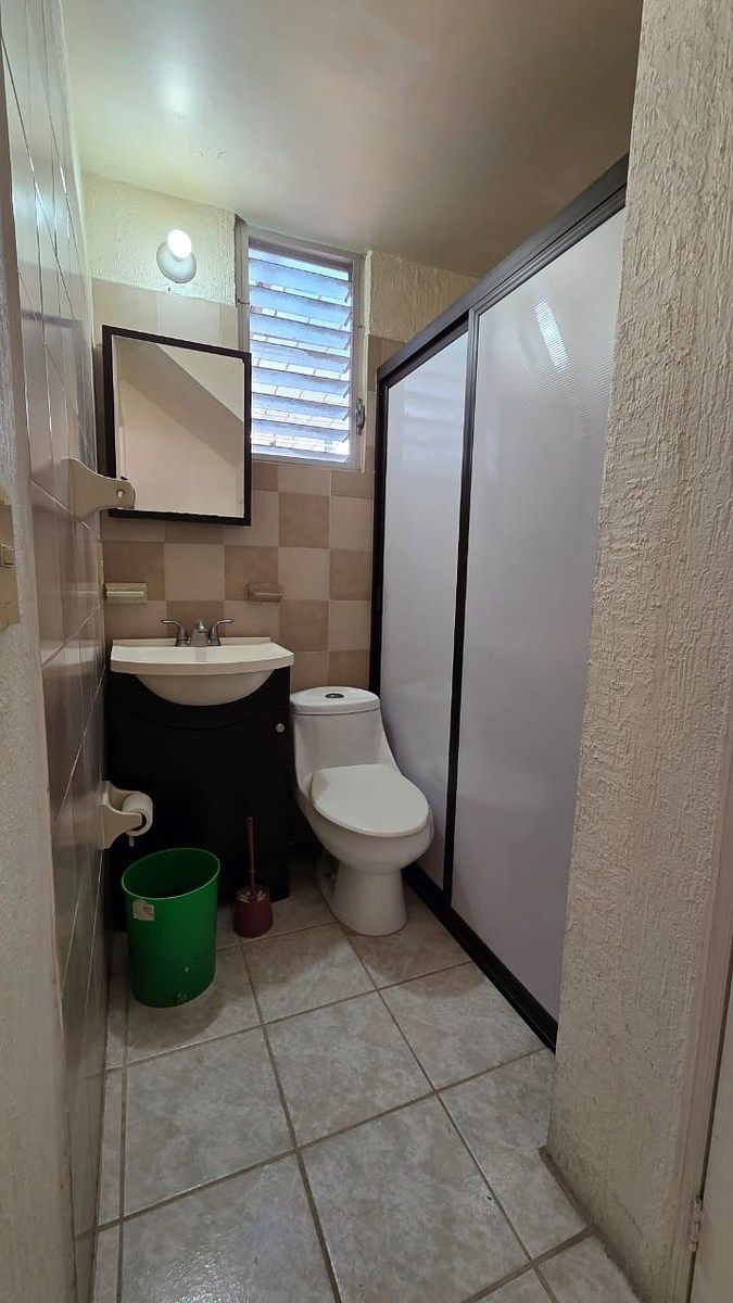 BAÑO COMPLETO PLANTA BAJA, foto 10 de 15
